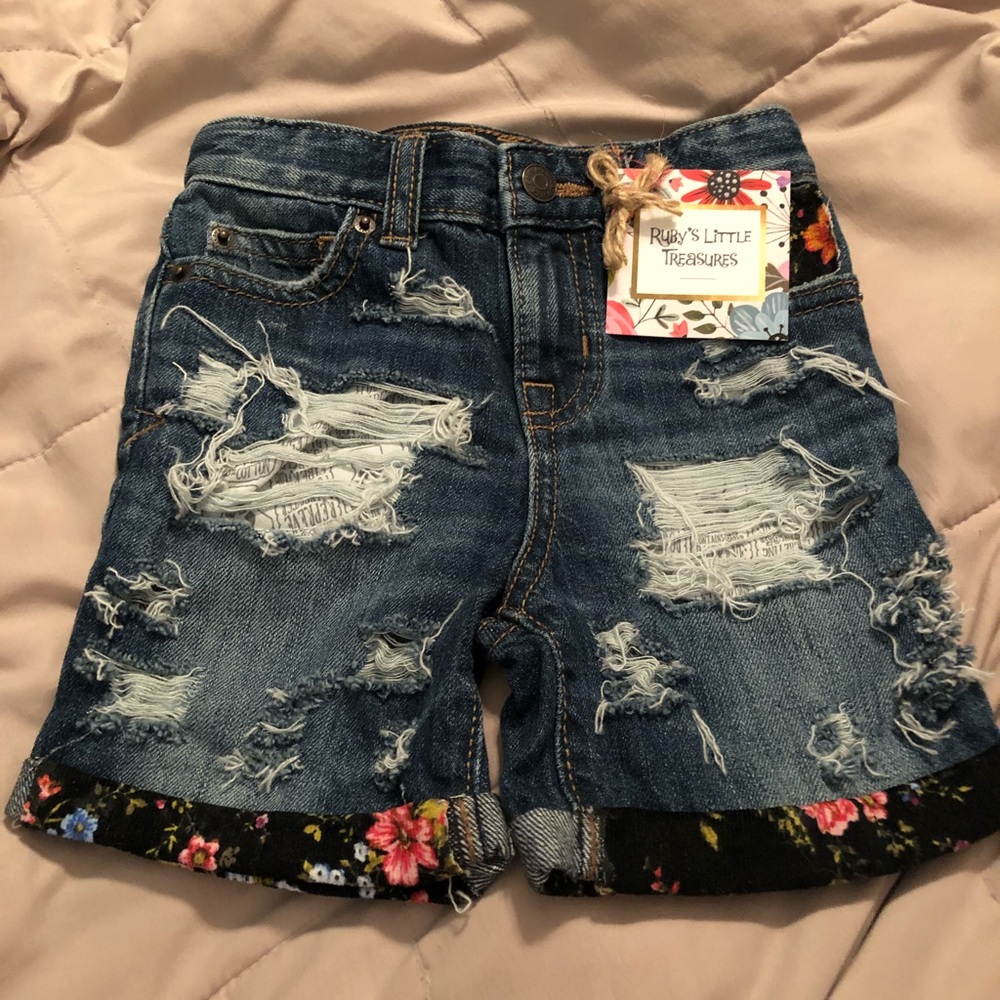 18m Custom Boutique Distressed Shorts NWT